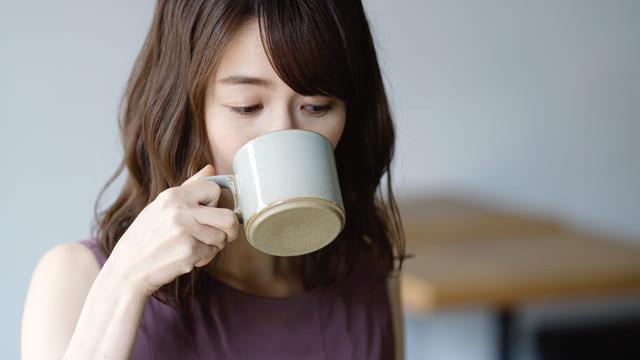 ＜睡眠の質を下げるNGなやり方2＞15時以降のカフェイン摂取